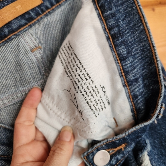 Joe's Scout Mid Rise Slim Boyfriend Jeans Cropped Distressed In Remix Sz 29 X27" - Picture 11 of 13